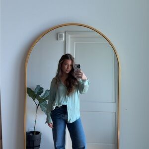 Elegant Mint Green Women's Top